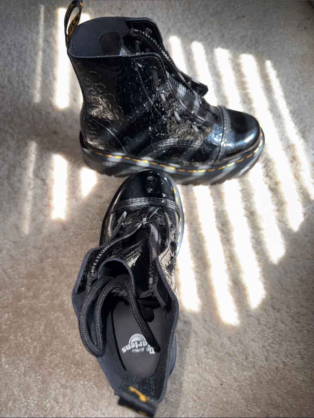 DR. MARTENS AIRWAIR Flower Black Patent Platform Lace-Up Ankle Boots - Picture 4 of 5
